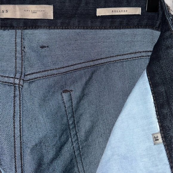 Guess Men’s Relaxed Jeans Size 34W 42L - Picture 4 of 5